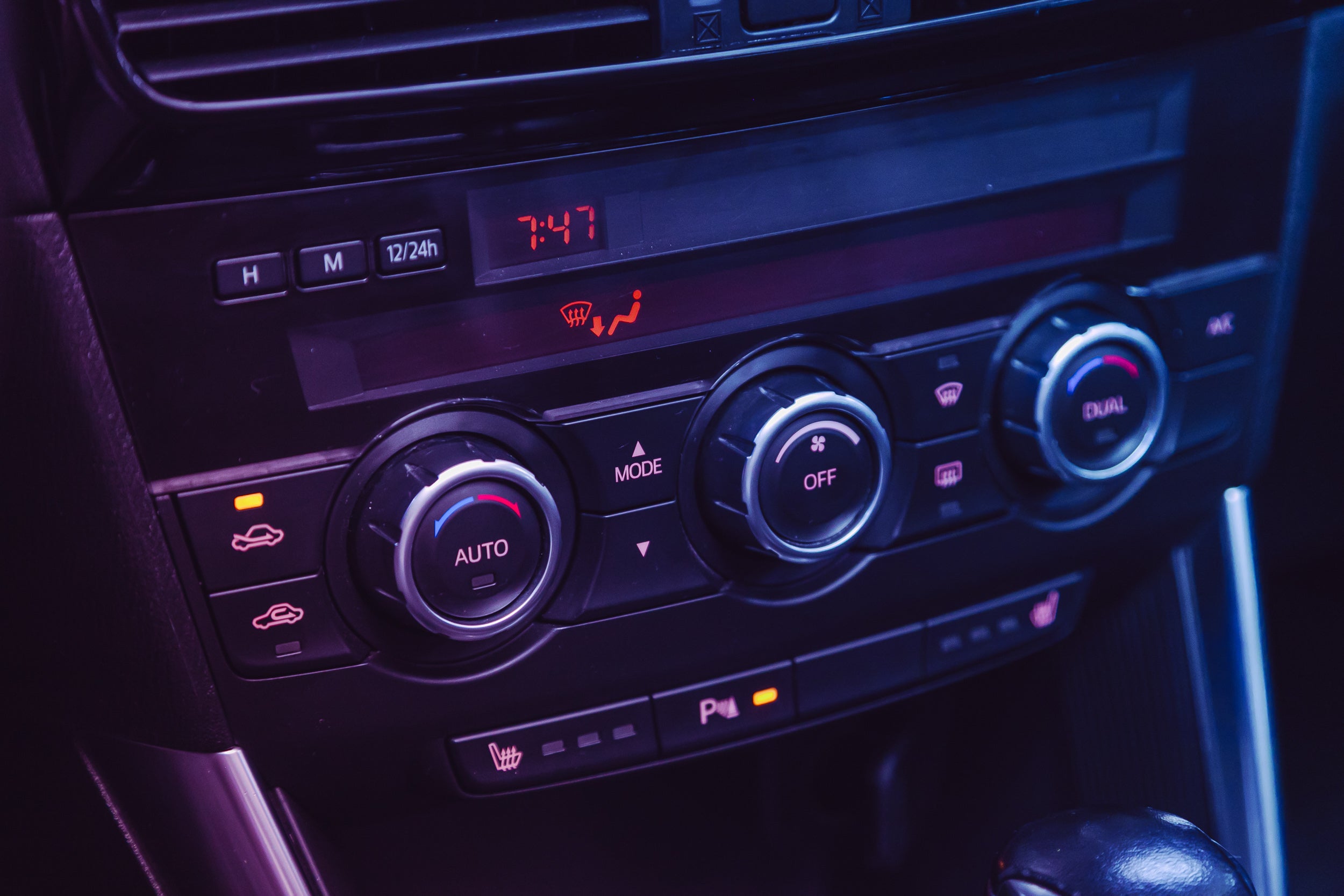 How to Fix Smelly Air Conditioning in Car